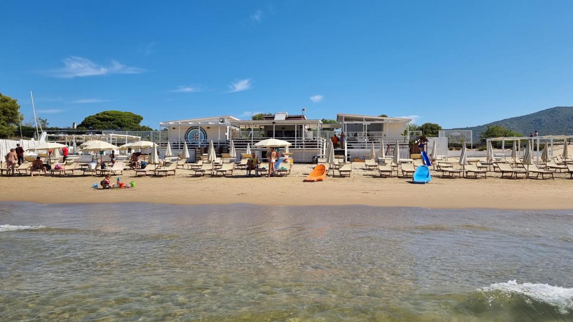 Villa Cecilia Sul Lago Fronte Mare Сперлонга Екстер'єр фото
